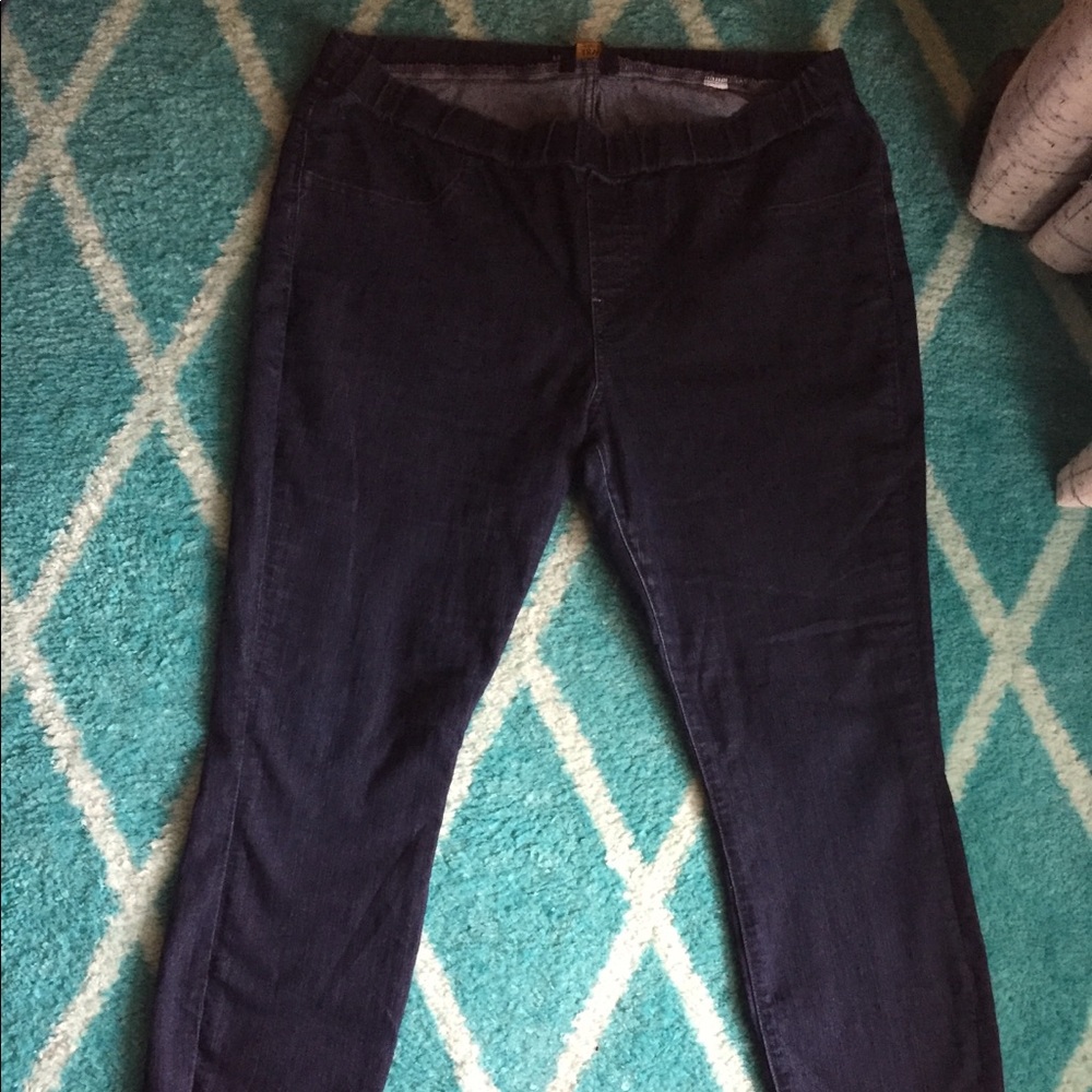EUC dark wash skinny jeans with elastic waist
